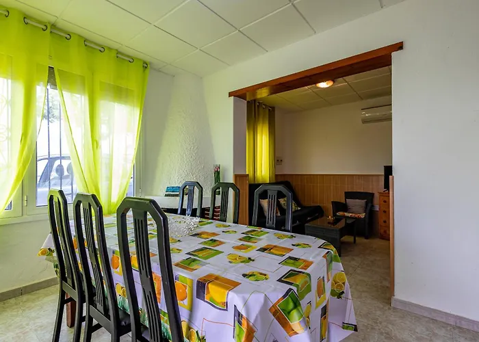بيت للعطل Casa Rous-riumar 1 *